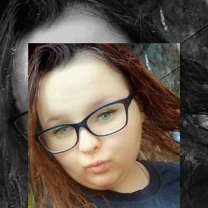 Meet your Posher, Kendra